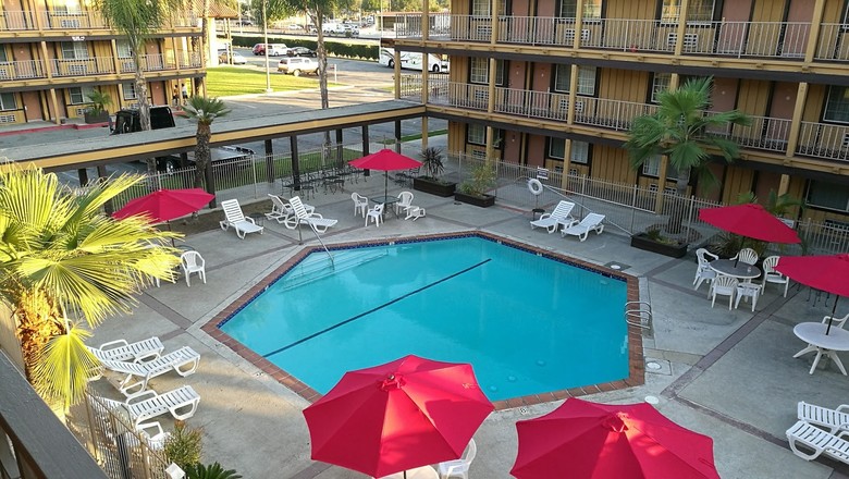 Guest House Hotel Norwalk