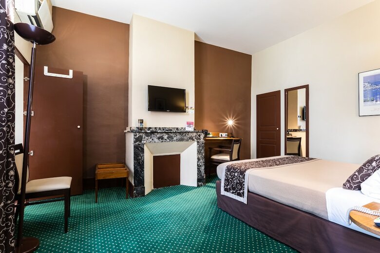 Hotel H�liot