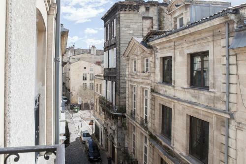 Apartment Rue Neuve With Elevator