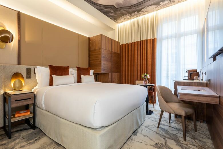 Hotel Intercontinental Paris Avenue Marceau