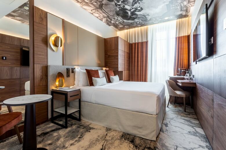 Hotel Intercontinental Paris Avenue Marceau