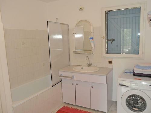 Holiday Home Lei Roucas