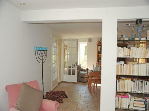 Holiday Home Maison Lei Roucas