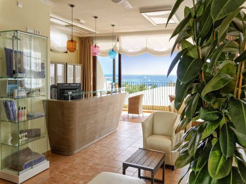 Apartamento Idyll Suites - Adults Only