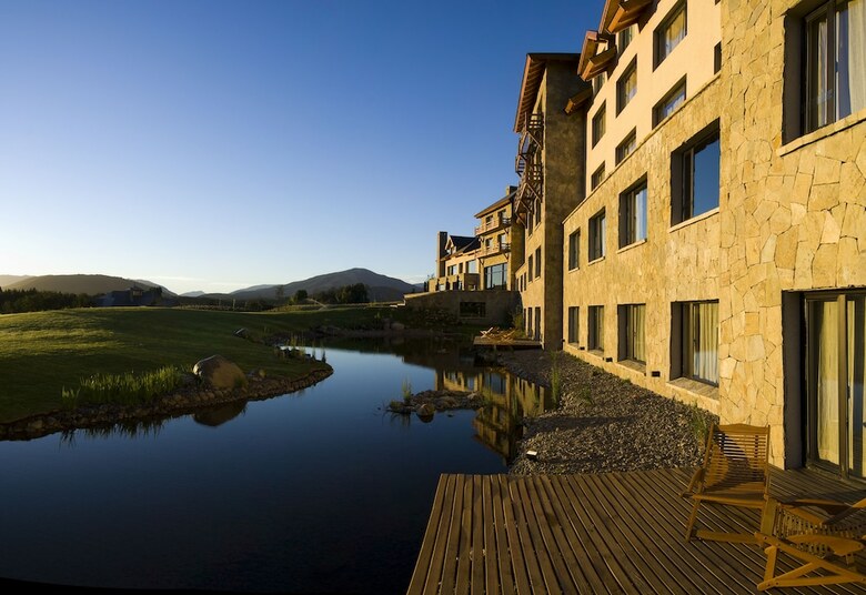 Hotel Loi Suites Chapelco