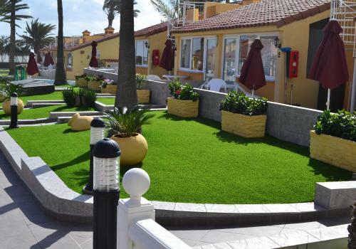 Club Primavera Apartments