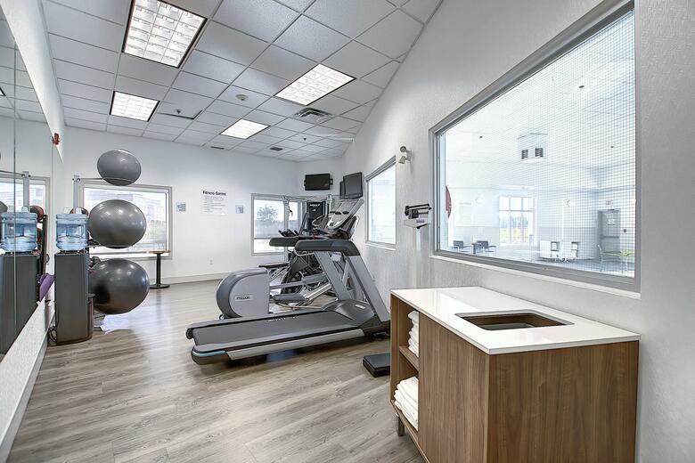Hotel Holiday Inn Express Airport-calgary