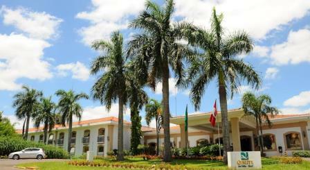 Quality Hotel & Convention Center Mar�lia