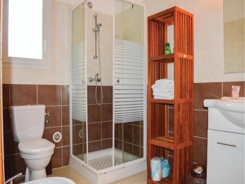 Two-bedroom Holiday Home In Prunete