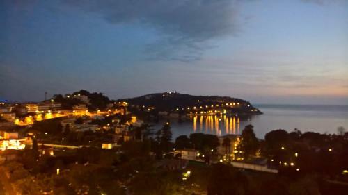 Apartamento Luxurious Flat With Stunning View On Boulevard Napol�on III