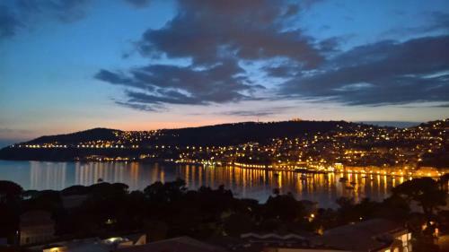 Apartamento Luxurious Flat With Stunning View On Boulevard Napol�on III