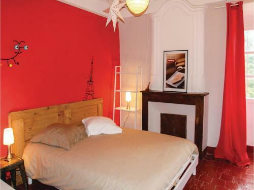 Four-bedroom Holiday Home In Viviers