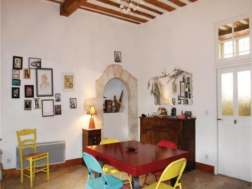 Four-bedroom Holiday Home In Viviers