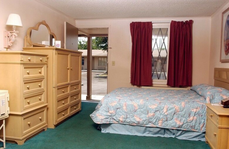 Hotel Super 8 By Wyndham Kissimmee/orlando