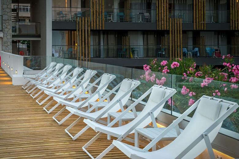 Hotel Fergus Style Palmanova