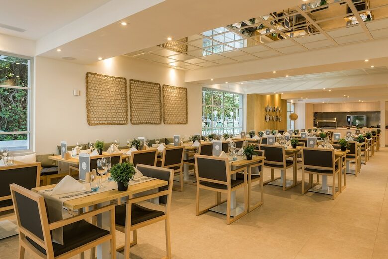 Hotel Fergus Style Palmanova