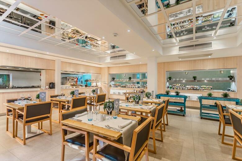 Hotel Fergus Style Palmanova