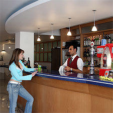 Bayview Hotel & Apartments