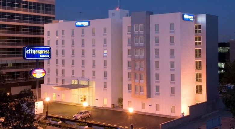 Hotel City Express Tijuana Rio