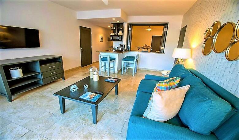 Hotel Coraz�n Cabo, A Noble House Resort
