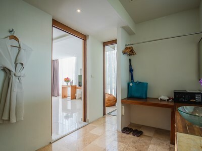 Hotel Kc Beach Resort & Pool Villas