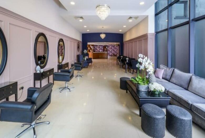 Carlton Shearwater Hotel