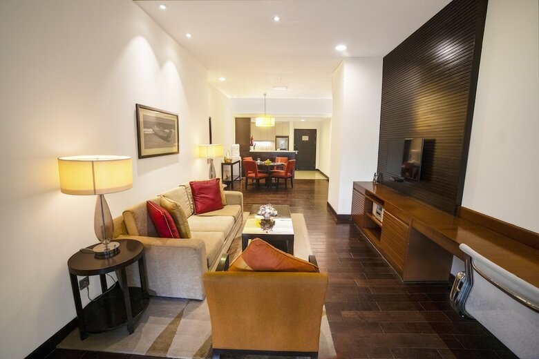 Hotel Somerset Greenways