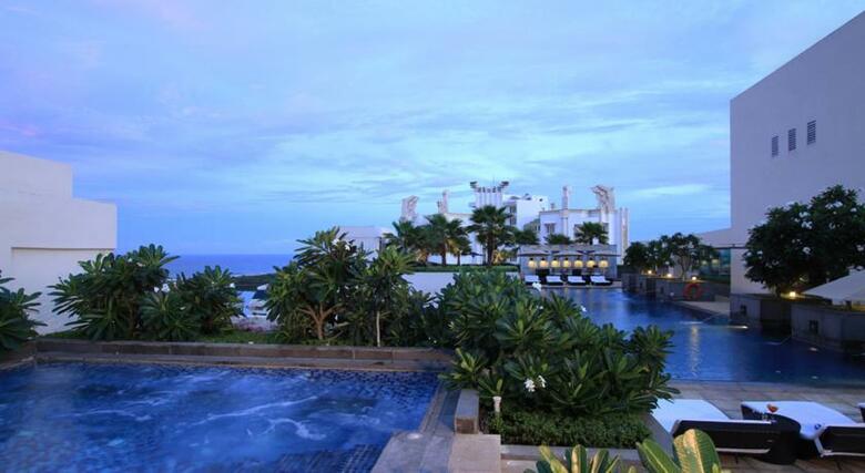 Hotel Somerset Greenways