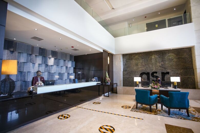 Hotel Somerset Greenways