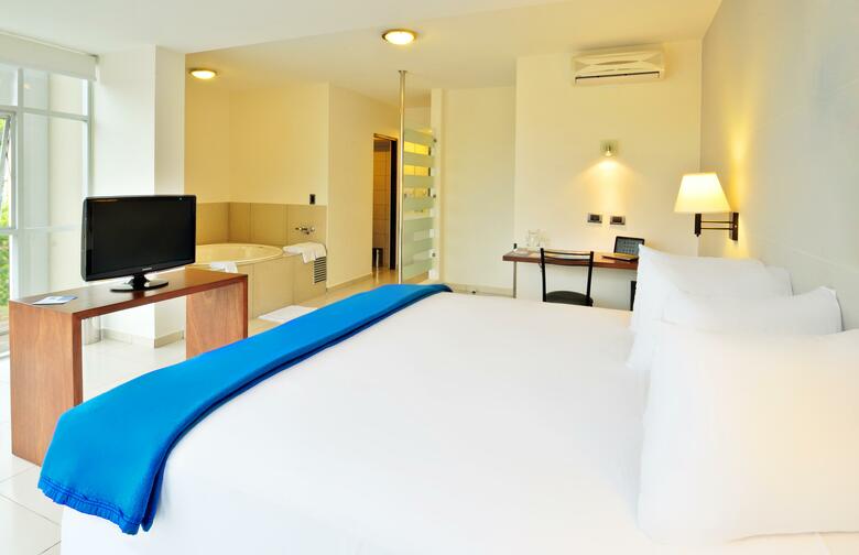 Hotel Lp Santa Cruz