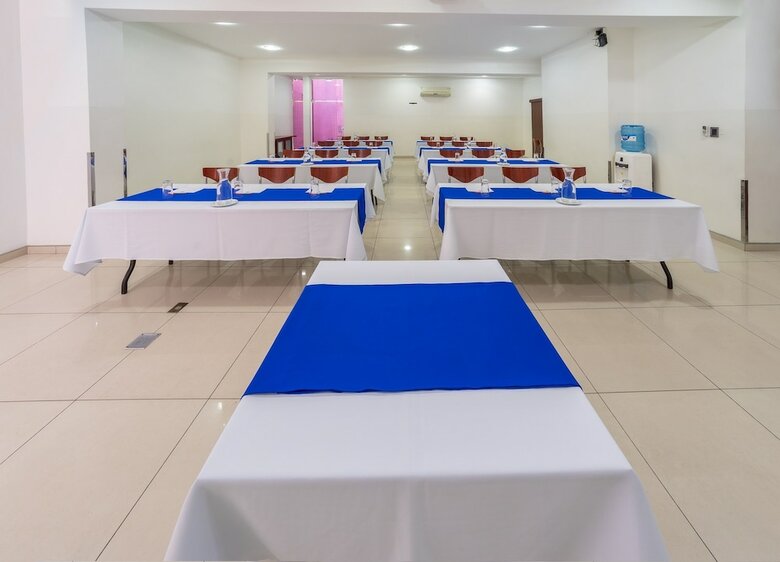 Hotel Lp Santa Cruz