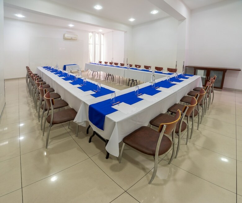 Hotel Lp Santa Cruz