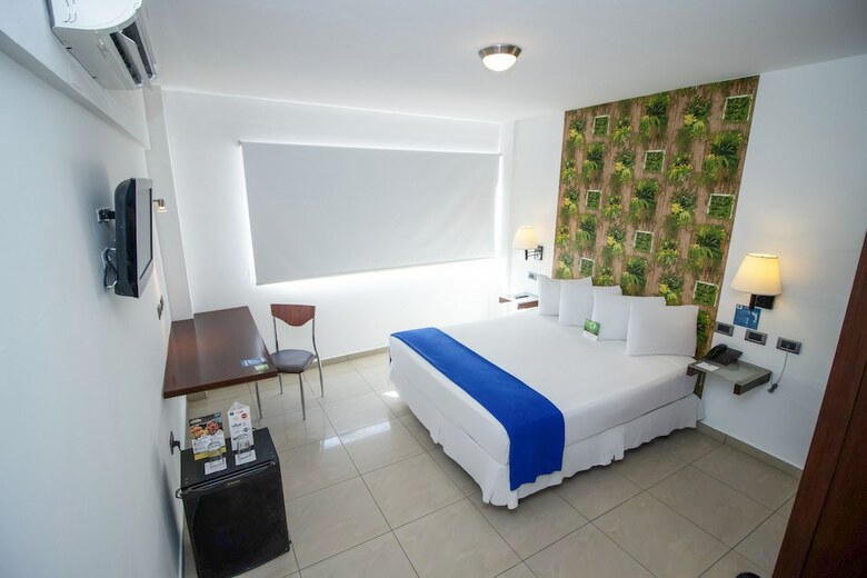 Hotel Lp Santa Cruz