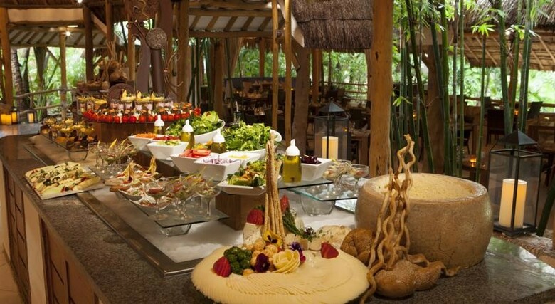 Hotel Mahekal Beach Resort