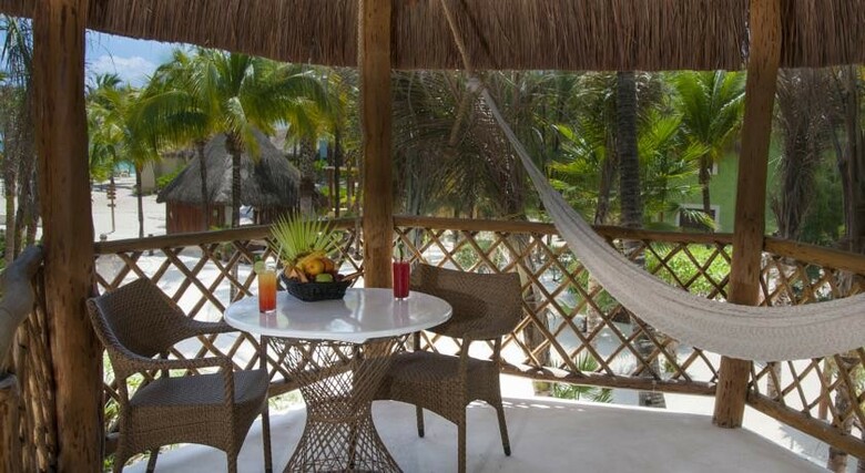 Hotel Mahekal Beach Resort