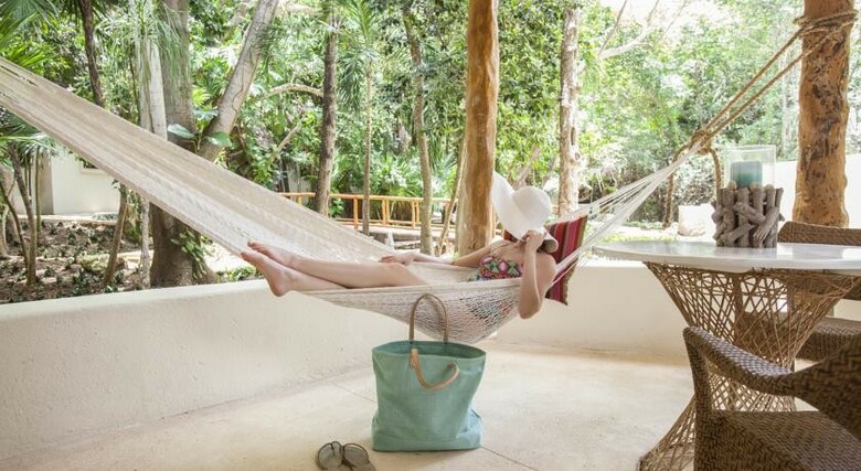 Hotel Mahekal Beach Resort