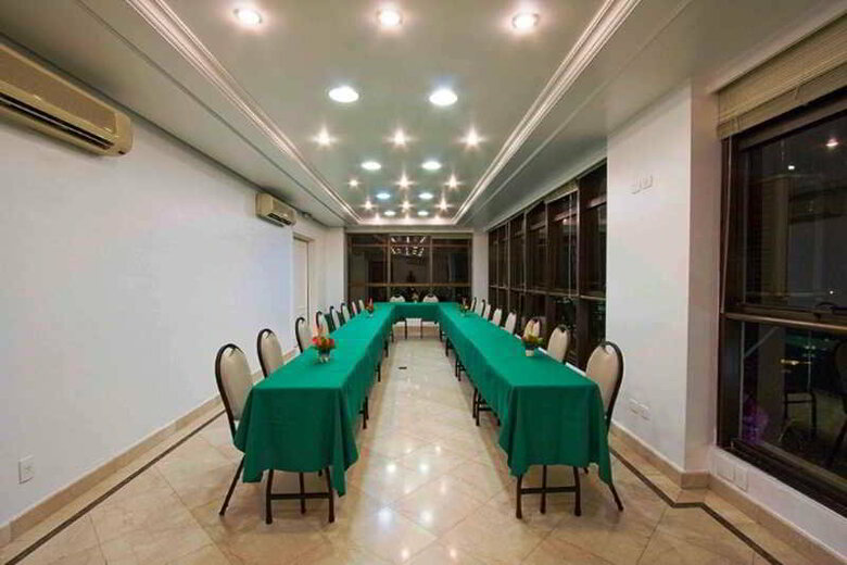 Aparthotel Central Park Jardins
