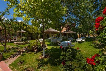 Petrino Suites Hotel