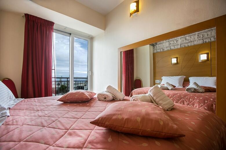 Life Boutique Hotel