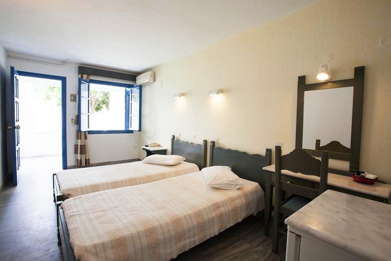 Hotel Polos