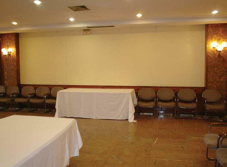 Hotel Macia Sevilla Kubb