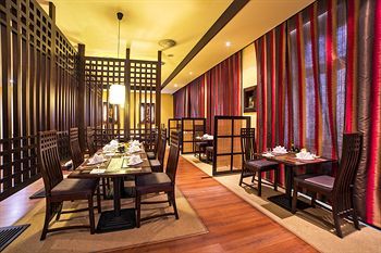 Hotel Carlsbad Plaza