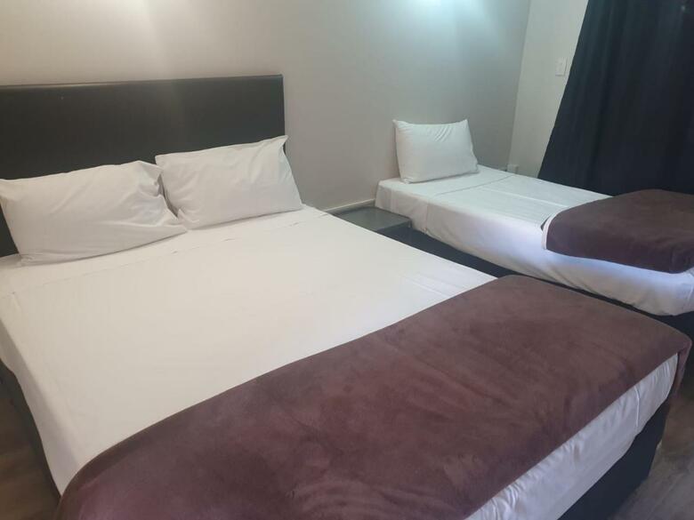 Hotel Ascot Epsom Motel