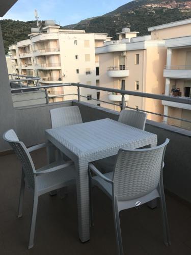 Belleview Apartment 3