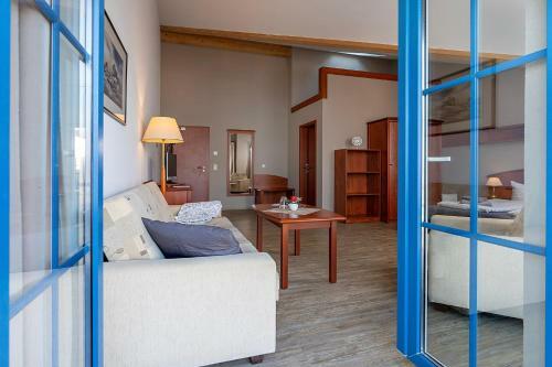 Hostal Sur La Mer - Pension & Restaurant
