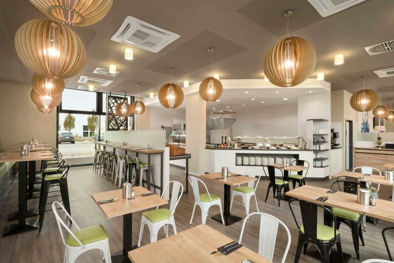 Hotel Super 8 By Wyndham Munich City West