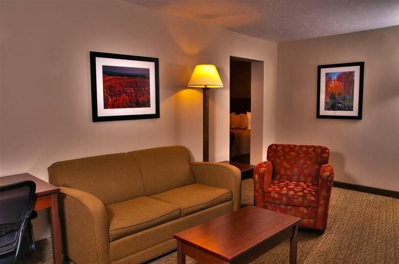 Hotel Best Western Town  And  Country Inn