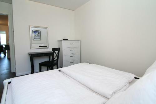 Holiday At Alexanderplatz Apartments