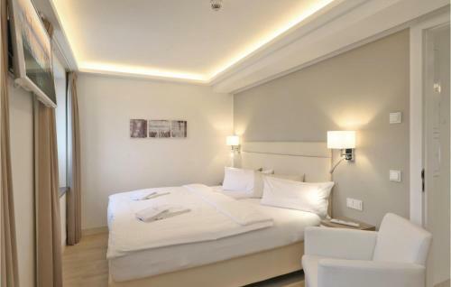 Apartment Pearl With Sea View 01