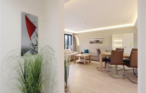 Apartment Pearl With Sea View 01